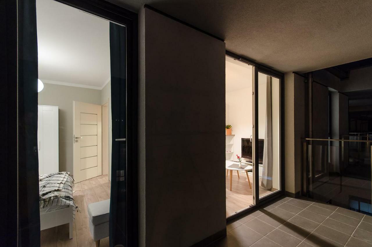 White Swan Apartment Krakow Ngoại thất bức ảnh